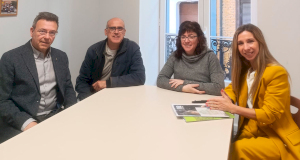 Patxi Vera Defensor del Pueblo; Juan Ruiz, escolapio;  María Ansó, coordinadora de Itaka-Escolapios y Amaia Madinabeitia, jefa de gabinete del Defensor del Pueblo.